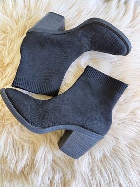 Blowfish Malibu Black Knit Sock Ankle Boots Block Heel Comfort Size 8